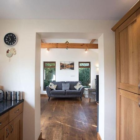 Perfect Cottage Retreat Near The Brecon Beacons Llanwrda ภายนอก รูปภาพ