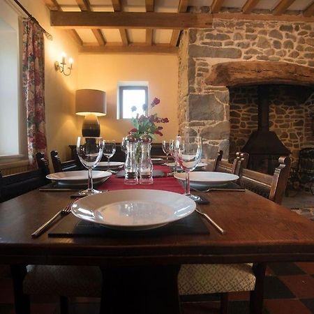 Perfect Cottage Retreat Near The Brecon Beacons Llanwrda ภายนอก รูปภาพ