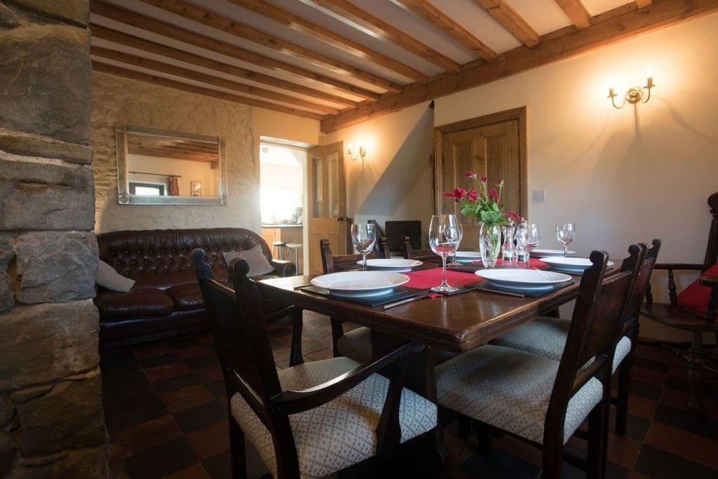 Perfect Cottage Retreat Near The Brecon Beacons Llanwrda ภายนอก รูปภาพ