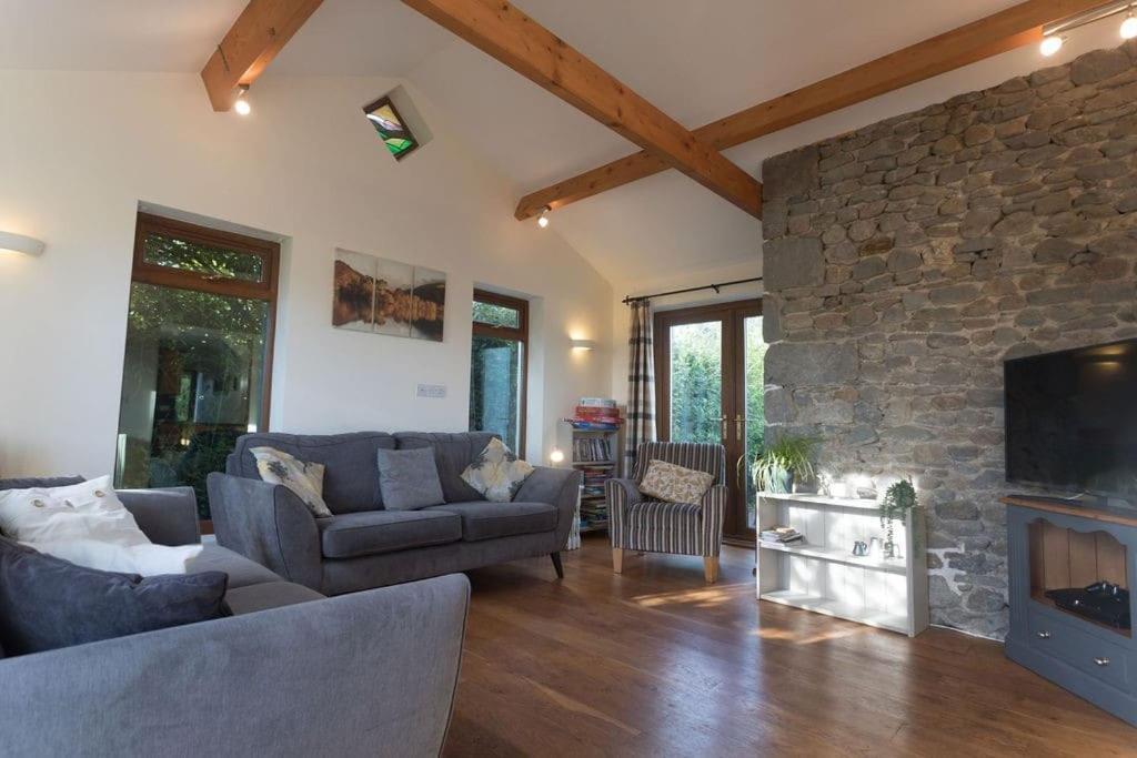 Perfect Cottage Retreat Near The Brecon Beacons Llanwrda ภายนอก รูปภาพ